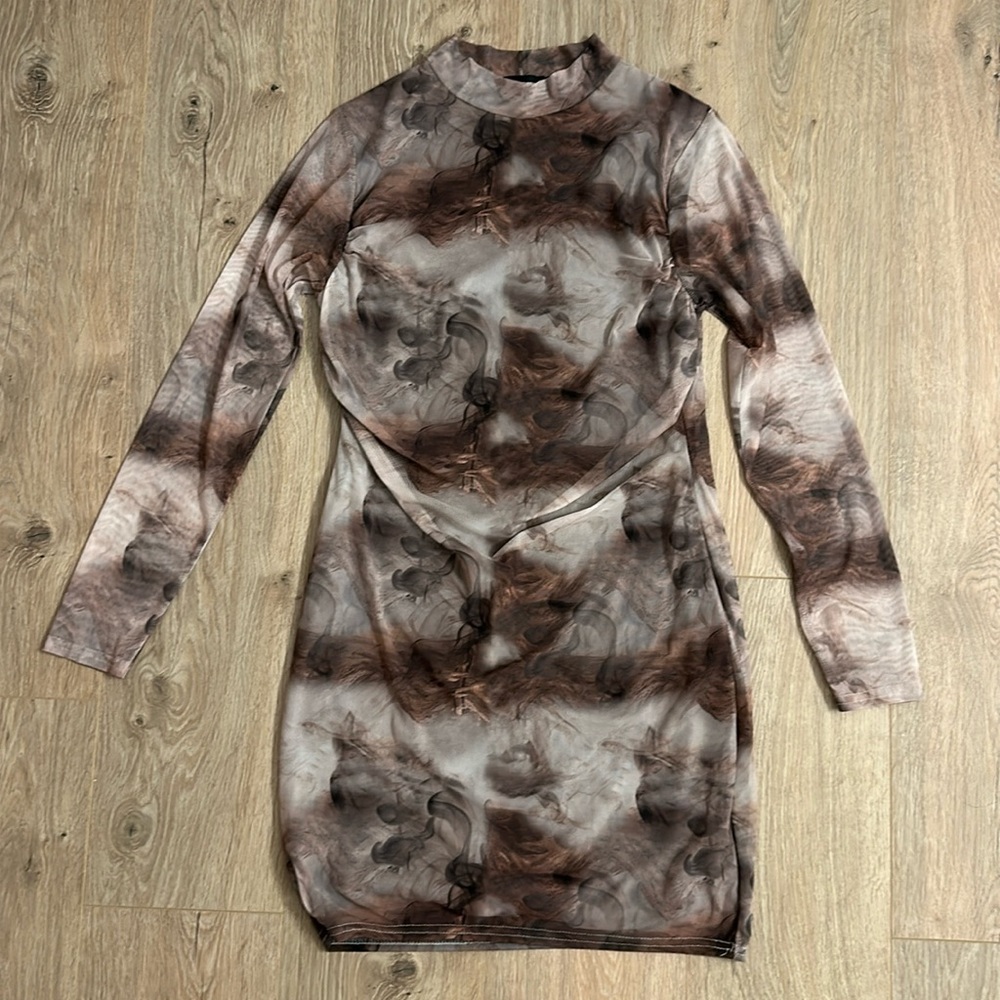 Pretty Little Thing Mesh Dress